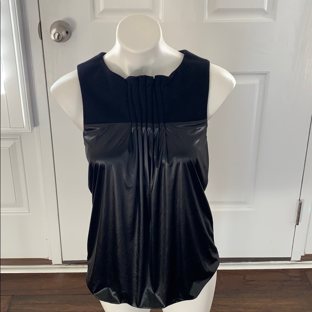 Poleci - Black Tank Top Sz: 4
